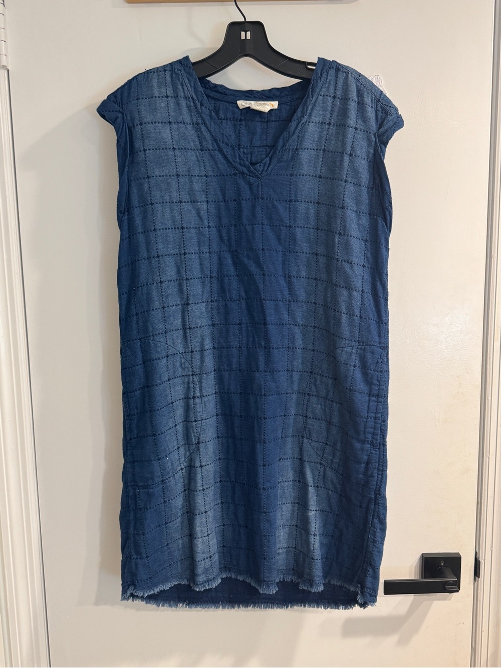 C&C California Soft Denim Blue V-Neck Sleeveless Grid-Stitch Dress Size S